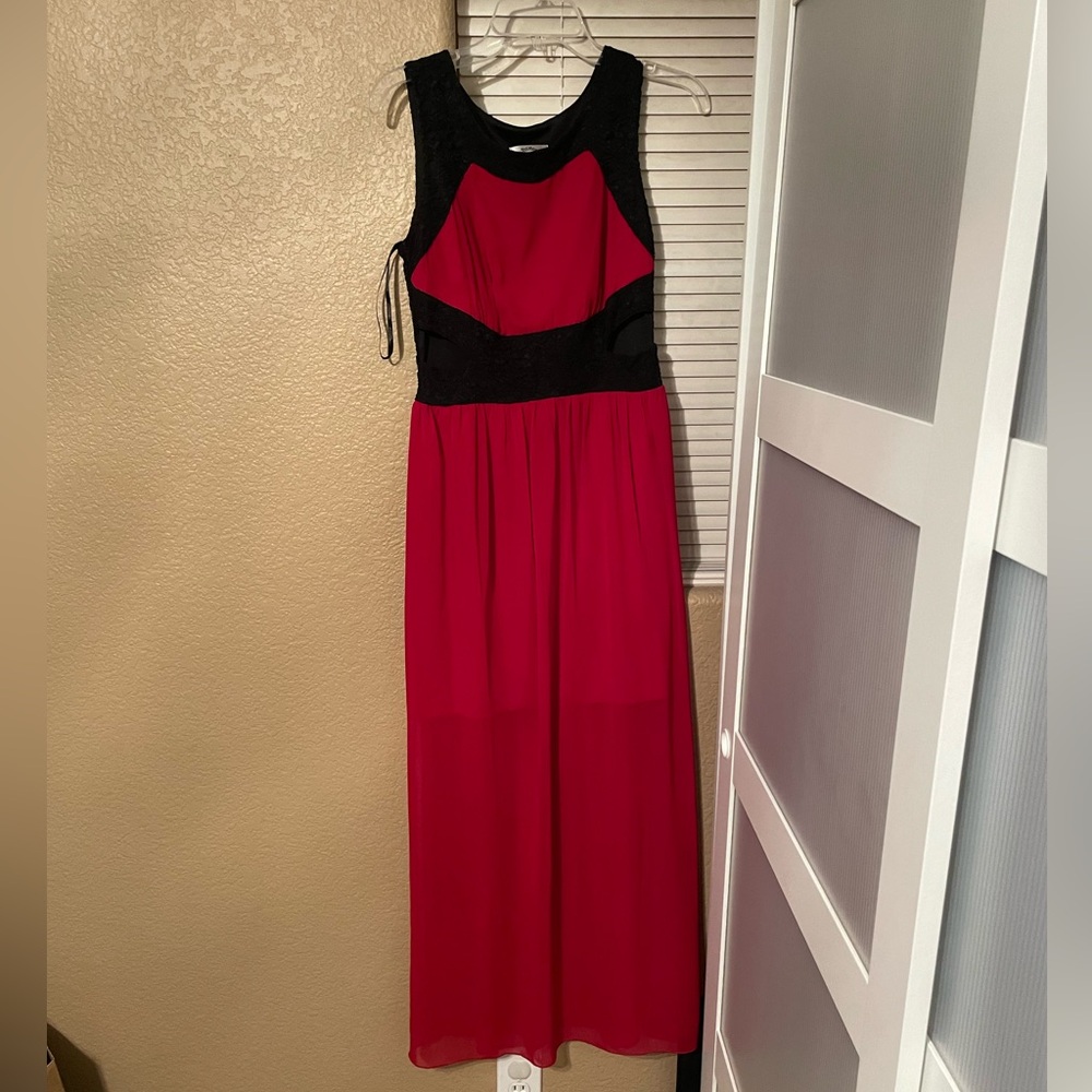 SweetStorm Black & Red Dress NWOT